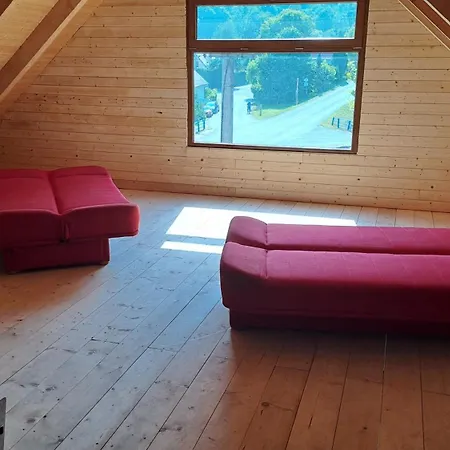 Villa Párty Haus Pod Milešovkou *